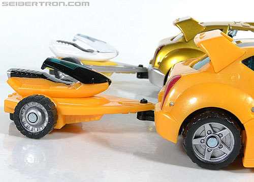 Transformers Reveal The Shield Bumblebee (Image #46 of 141)