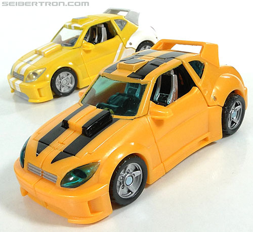 Transformers Reveal The Shield Bumblebee (Image #57 of 141)
