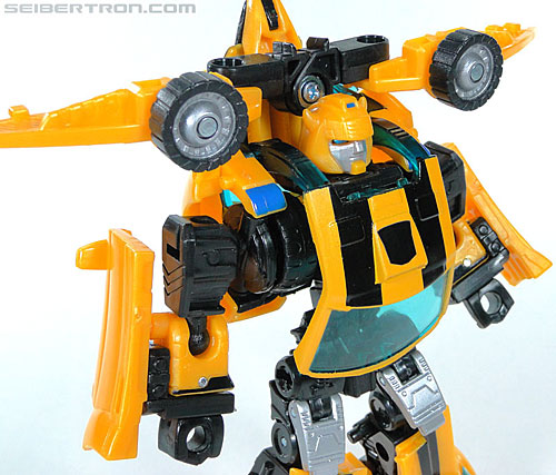 Transformers Reveal The Shield Bumblebee (Image #80 of 141)