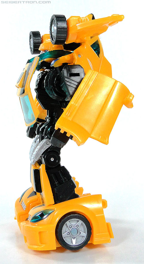Transformers Reveal The Shield Bumblebee (Image #87 of 141)