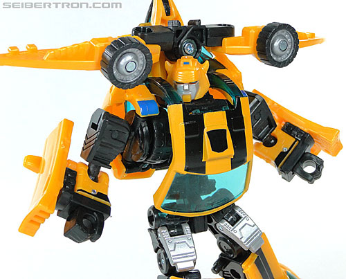 Transformers Reveal The Shield Bumblebee (Image #95 of 141)