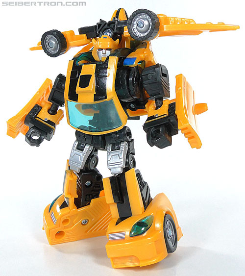 Transformers Reveal The Shield Bumblebee (Image #100 of 141)