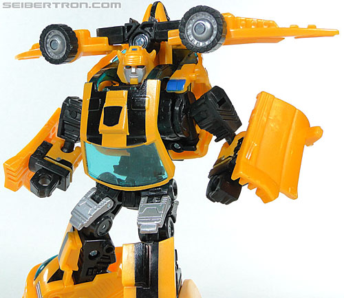 Transformers Reveal The Shield Bumblebee (Image #104 of 141)