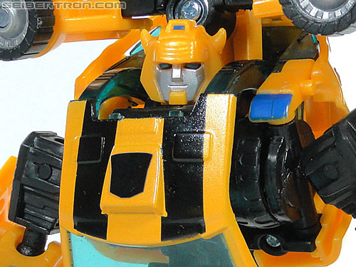 Transformers Reveal The Shield Bumblebee (Image #105 of 141)