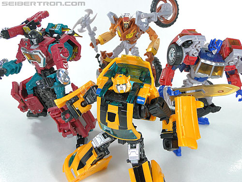 Transformers Reveal The Shield Bumblebee (Image #112 of 141)