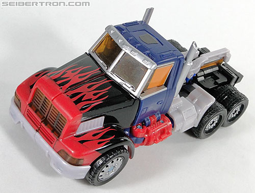 Transformers Reveal The Shield Optimus Prime (G2) (Image #27 of 137)