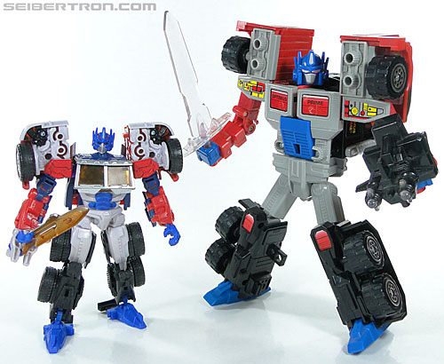 Transformers Reveal The Shield Optimus Prime (G2) (Image #109 of 137)