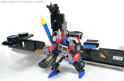 Transformers Reveal The Shield Optimus Prime (G2) (Image #120 of 137)