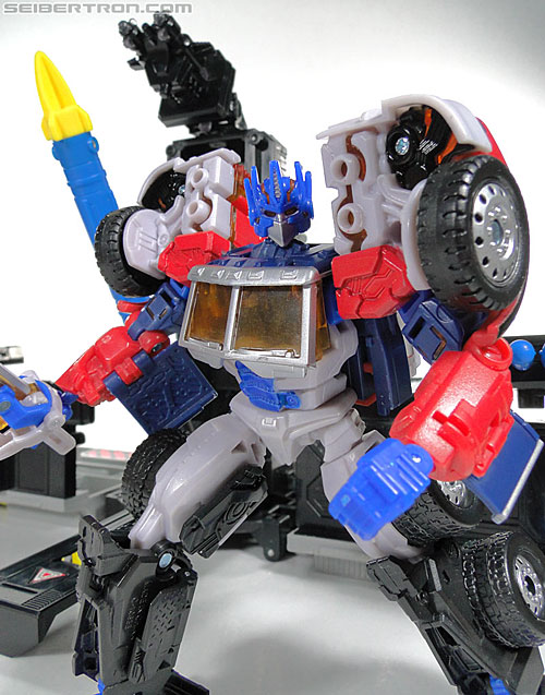 Transformers Reveal The Shield Optimus Prime (G2) (Image #122 of 137)