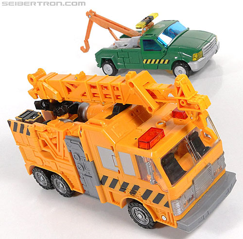 Transformers Reveal The Shield Solar Storm Grappel (Grapple) (Image #54 of 149)