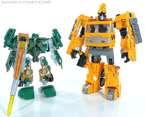 Transformers Reveal The Shield Solar Storm Grappel (Grapple) (Image #130 of 149)