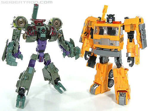 Transformers Reveal The Shield Solar Storm Grappel (Grapple) (Image #138 of 149)