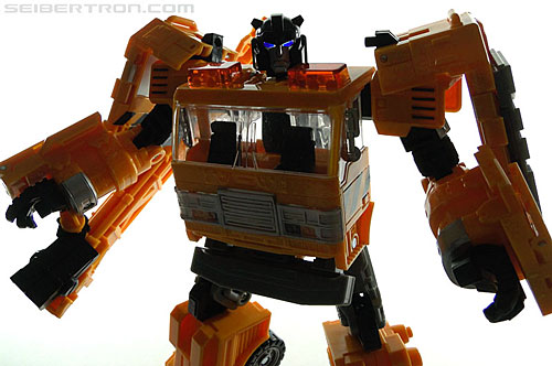 Transformers Reveal The Shield Solar Storm Grappel (Grapple) (Image #142 of 149)