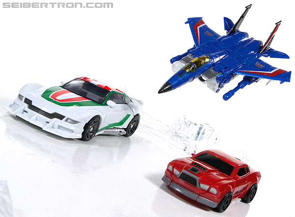 Transformers Reveal The Shield Windcharger (Image #42 of 141)