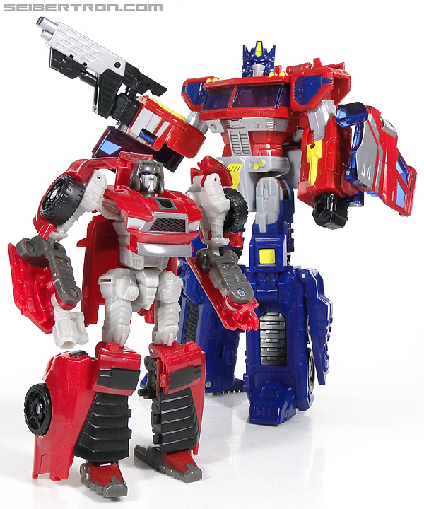 Transformers Reveal The Shield Windcharger (Image #112 of 141)