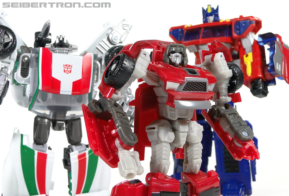 Transformers Reveal The Shield Windcharger (Image #117 of 141)