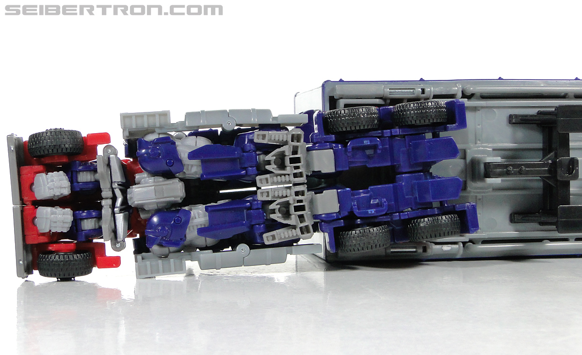 Transformers Dark of the Moon Optimus Prime with Mechtech Trailer (Image #66 of 248)