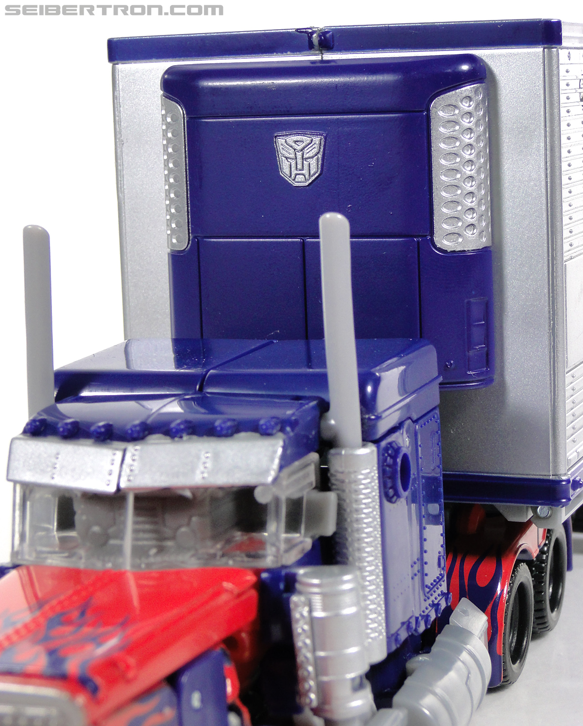 Transformers Dark of the Moon Optimus Prime with Mechtech Trailer (Image #67 of 248)