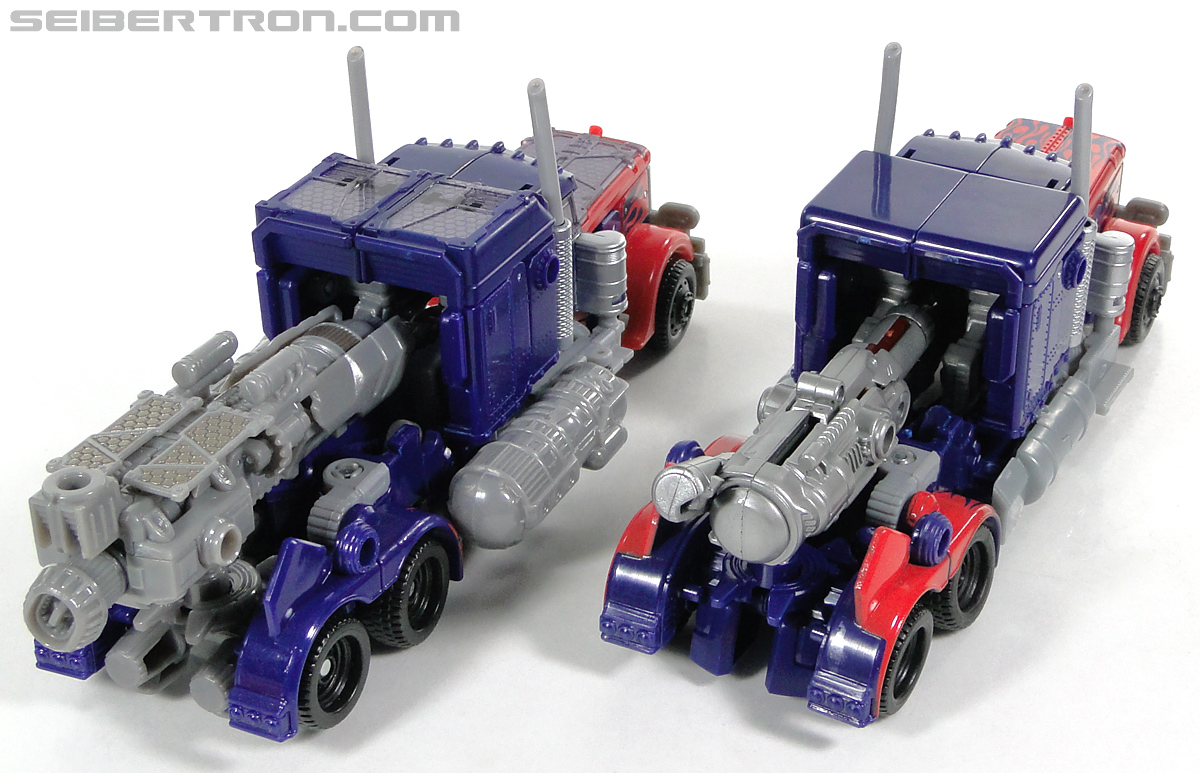 Transformers Dark of the Moon Optimus Prime with Mechtech Trailer (Image #83 of 248)