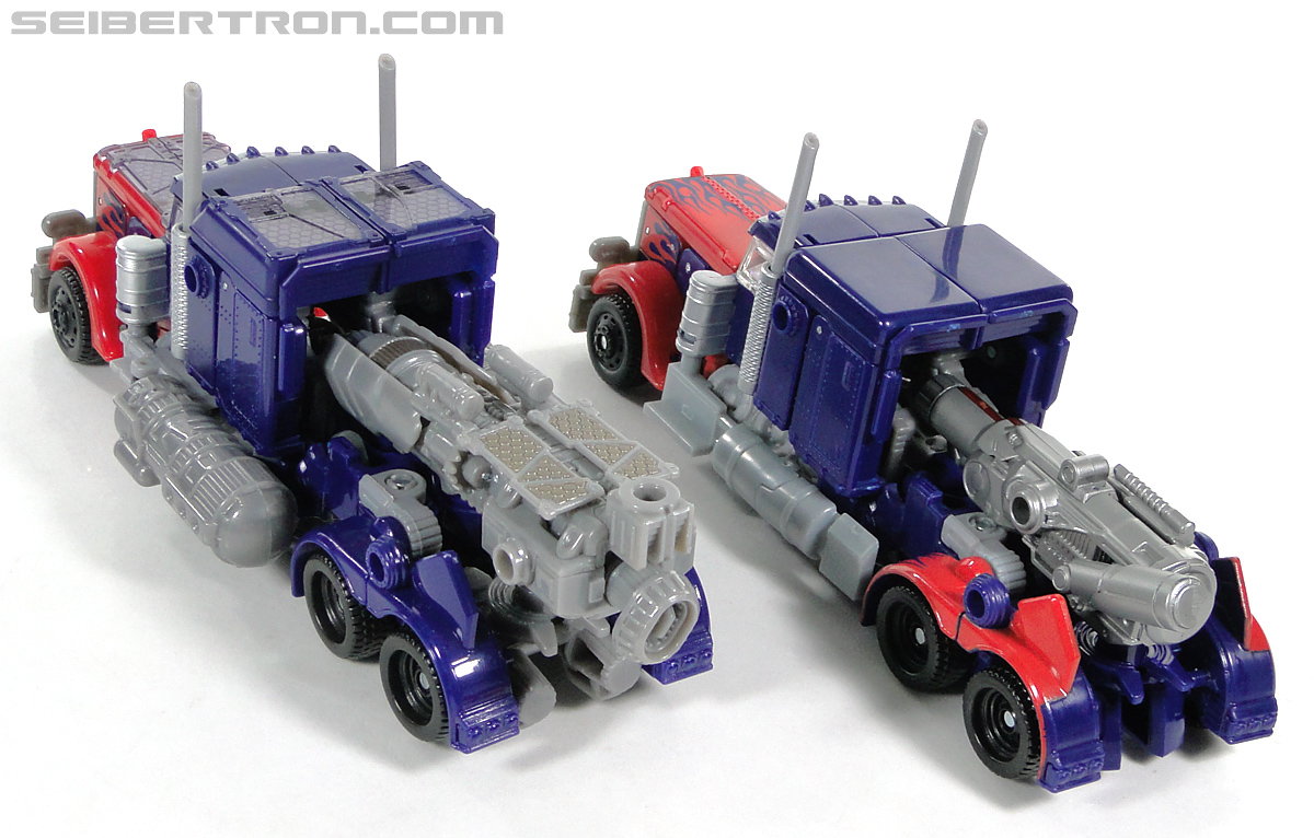 Transformers Dark of the Moon Optimus Prime with Mechtech Trailer (Image #84 of 248)