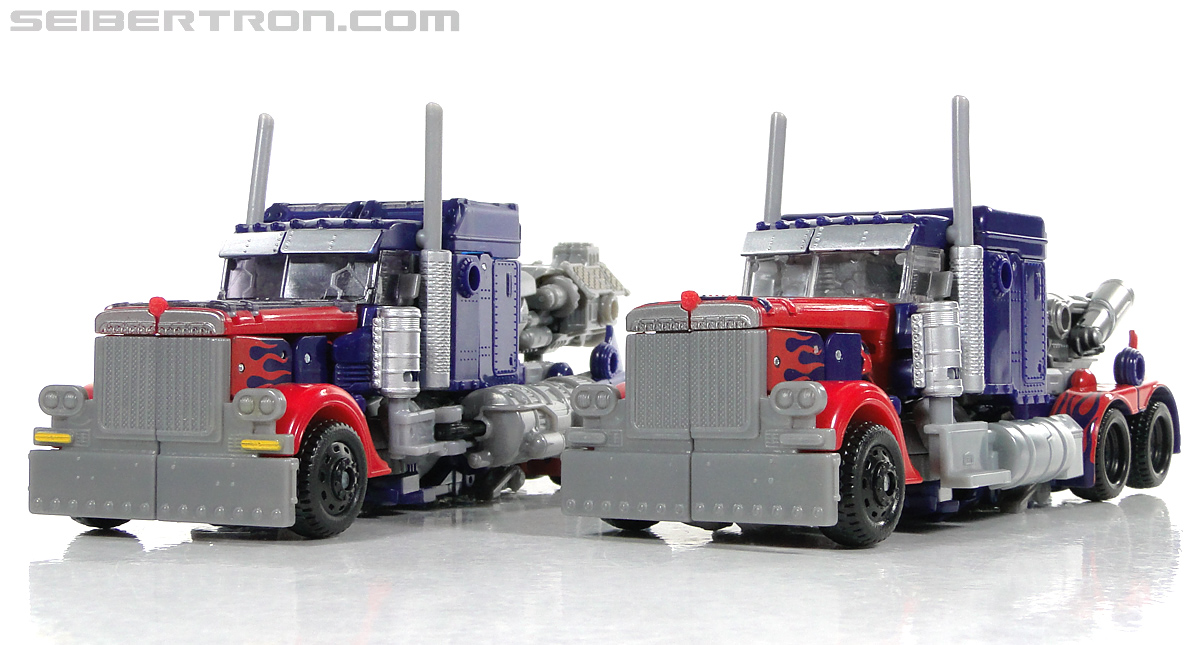 Transformers Dark of the Moon Optimus Prime with Mechtech Trailer (Image #87 of 248)