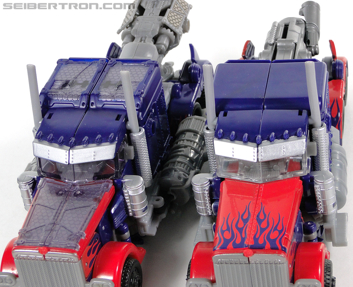 Transformers Dark of the Moon Optimus Prime with Mechtech Trailer (Image #90 of 248)