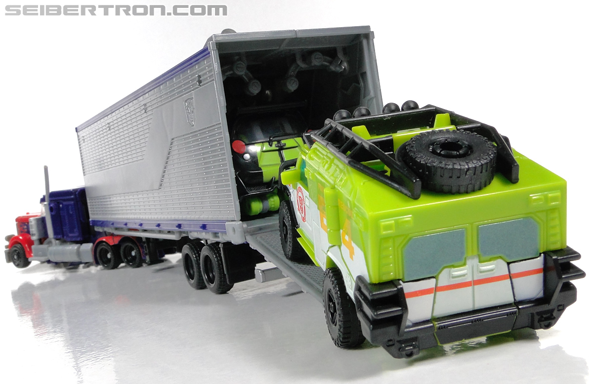 Transformers Dark of the Moon Optimus Prime with Mechtech Trailer (Image #104 of 248)