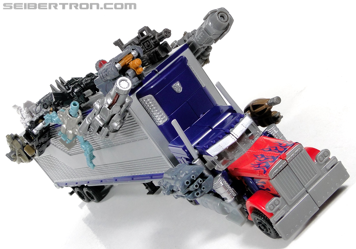Transformers Dark of the Moon Optimus Prime with Mechtech Trailer (Image #108 of 248)