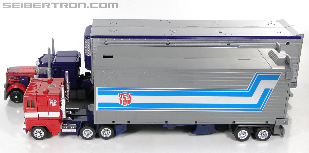 Transformers Dark of the Moon Optimus Prime with Mechtech Trailer (Image #115 of 248)