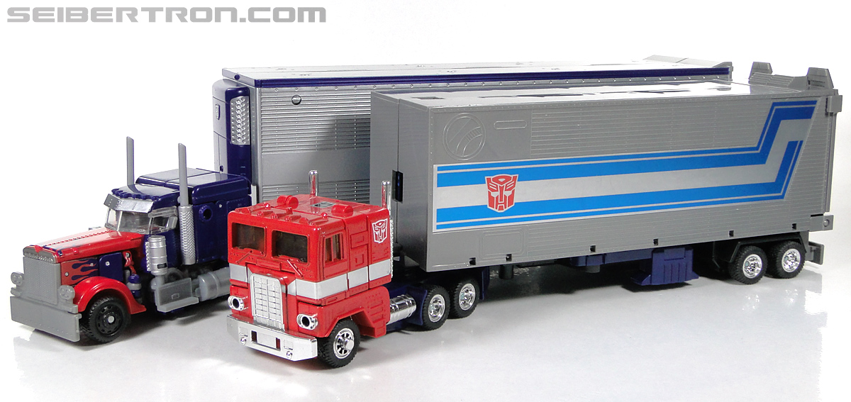 Transformers Dark of the Moon Optimus Prime with Mechtech Trailer (Image #117 of 248)