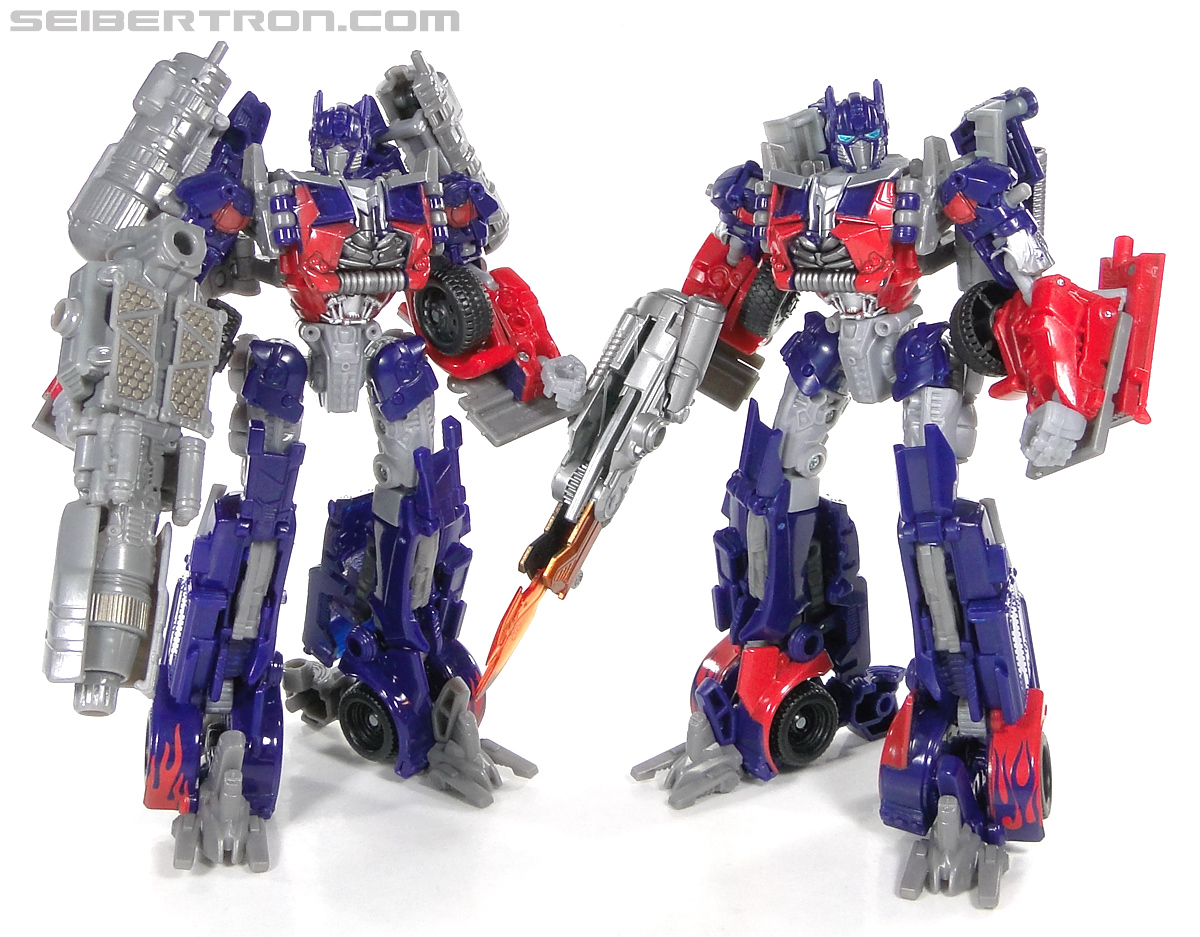 Transformers Dark of the Moon Optimus Prime with Mechtech Trailer (Image #200 of 248)