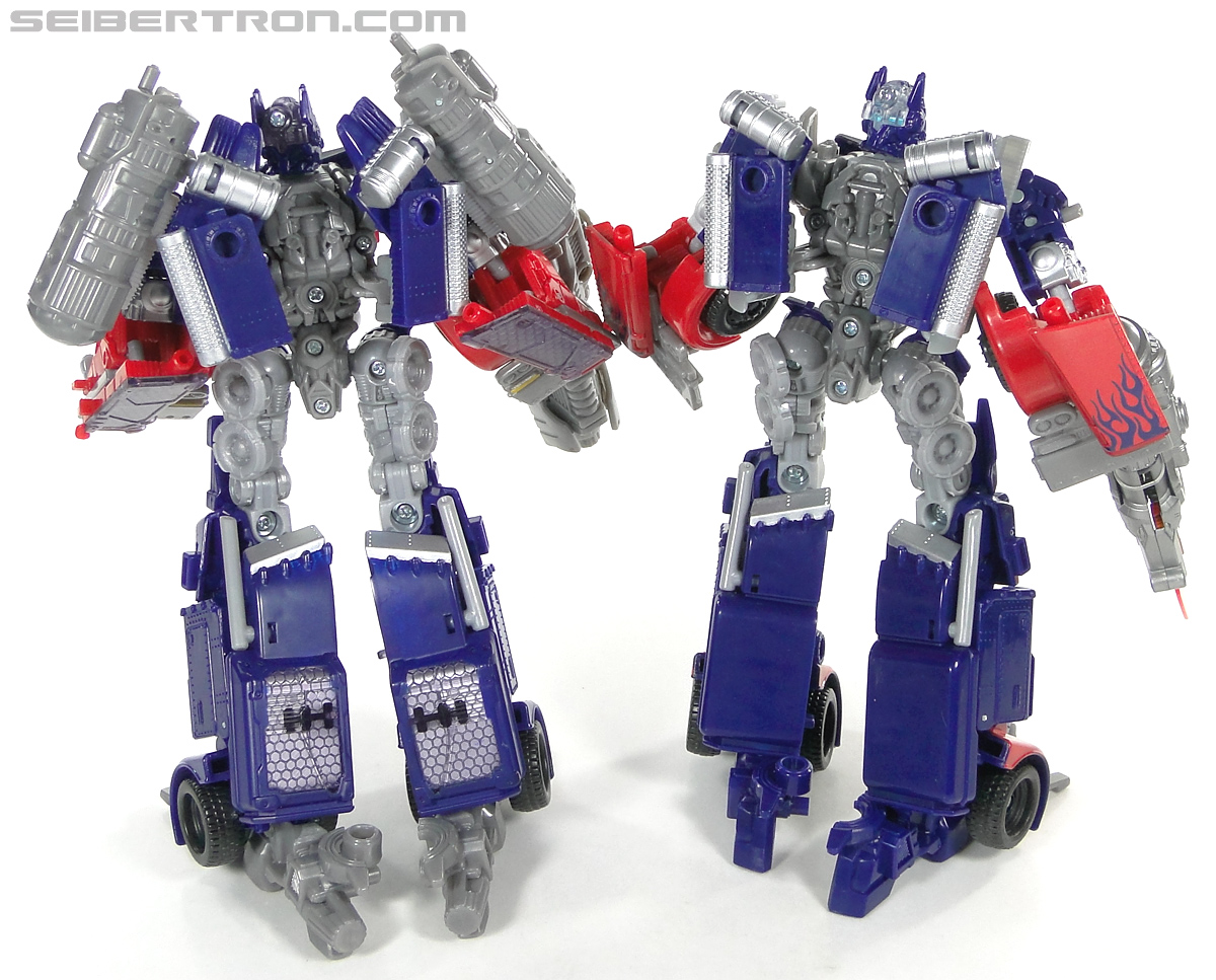 Transformers Dark of the Moon Optimus Prime with Mechtech Trailer (Image #209 of 248)