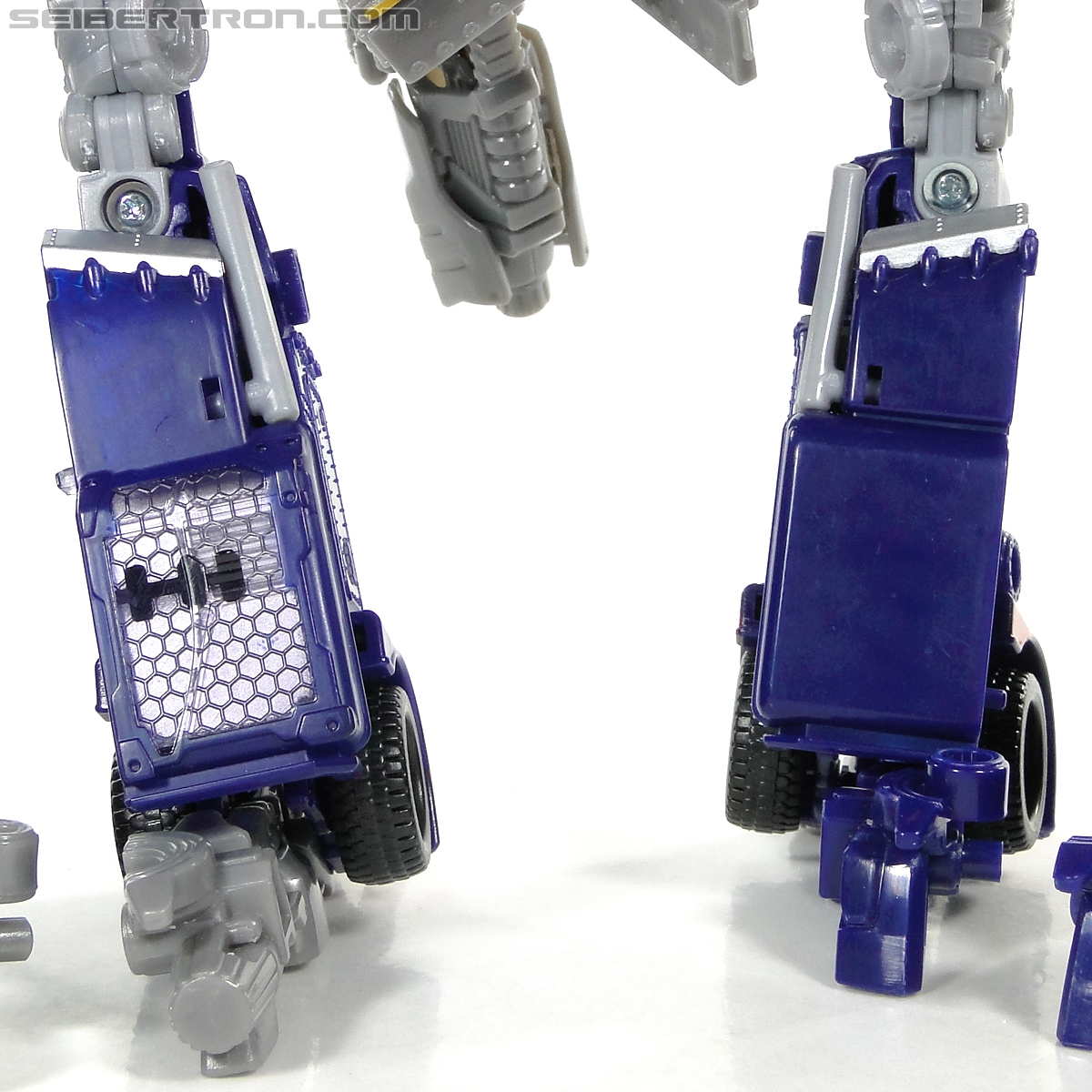 Transformers Dark of the Moon Optimus Prime with Mechtech Trailer (Image #211 of 248)