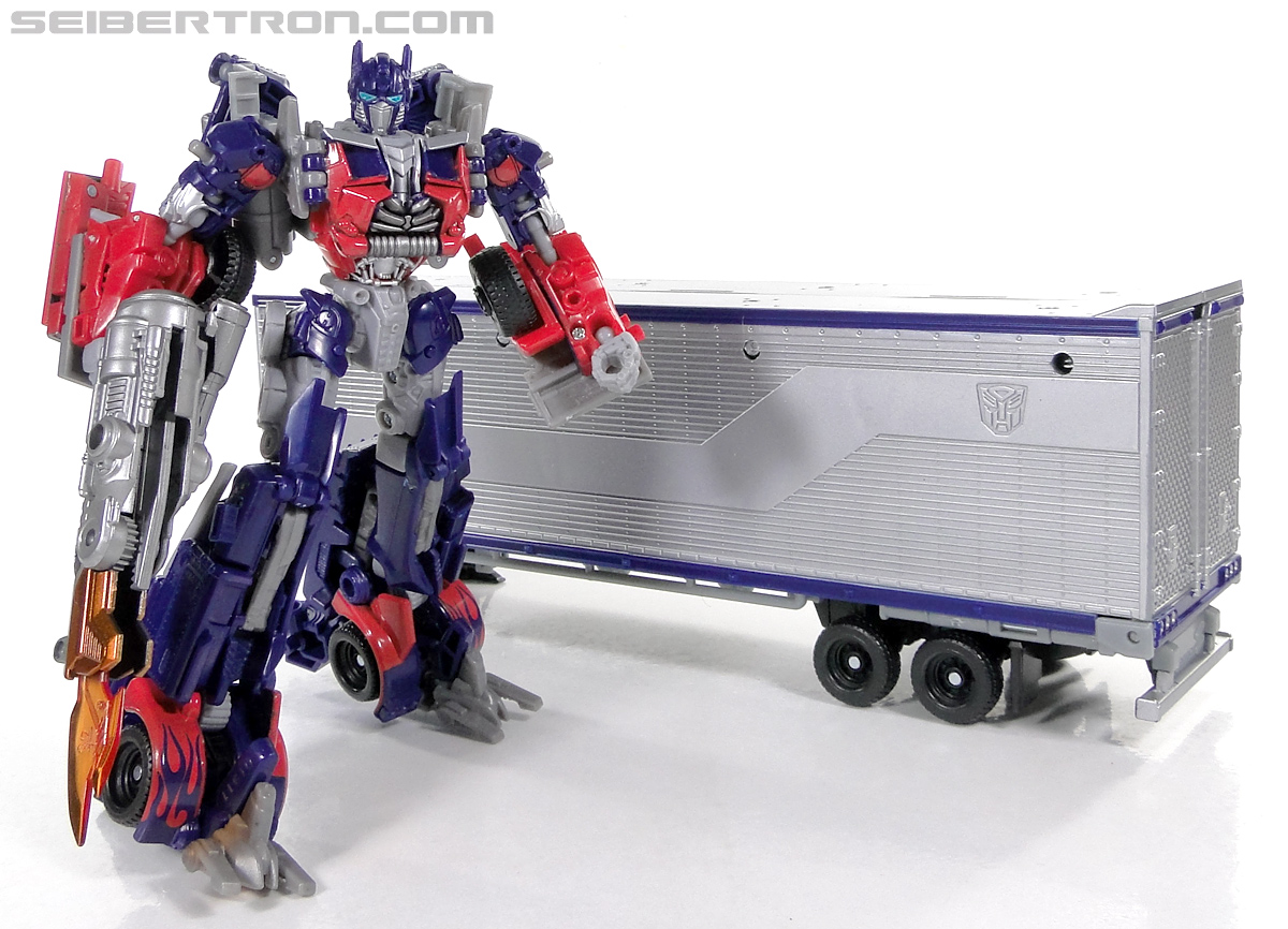 Transformers Dark of the Moon Optimus Prime with Mechtech Trailer (Image #227 of 248)