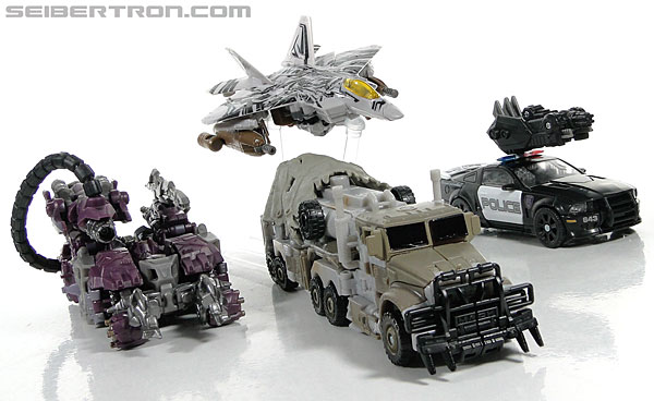 Transformers Dark of the Moon Barricade (Image #61 of 153)