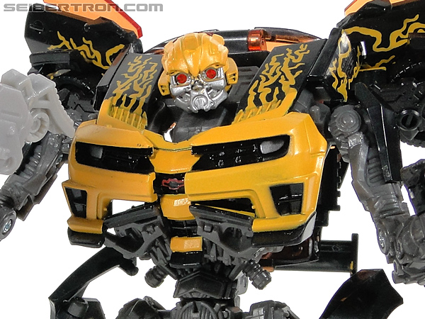 Transformers Dark of the Moon Cyberfire Bumblebee (Bumblebee) (Image #104 of 138)