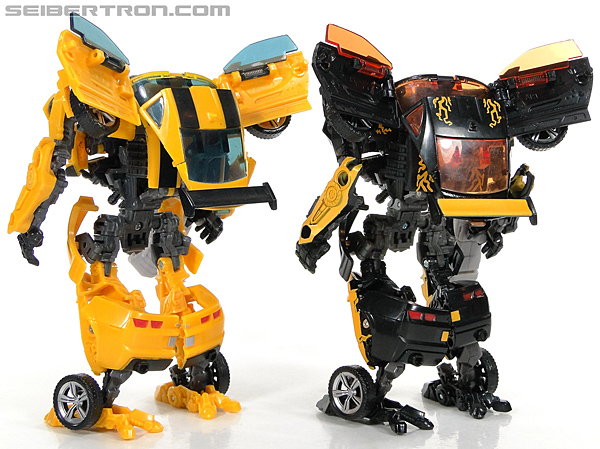 Transformers Dark of the Moon Cyberfire Bumblebee (Bumblebee) (Image #133 of 138)
