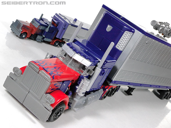 Transformers Dark of the Moon Optimus Prime with Mechtech Trailer (Image #101 of 248)
