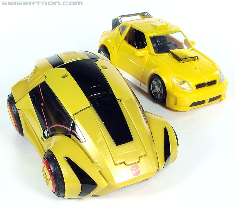 Transformers War For Cybertron Cybertronian Bumblebee (Image #56 of 145)