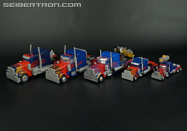 Transformers News: New Gallery: Masterpiece Movie Series MPM-4 Optimus Prime