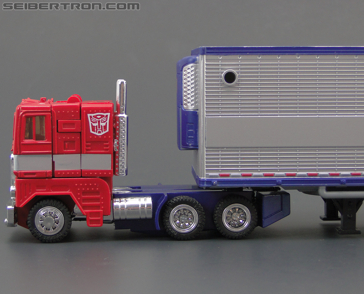 Transformers Chronicles Optimus Prime (G1) (Reissue) (Image #77 of 196)