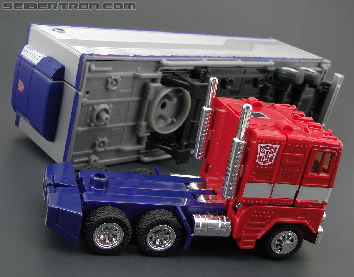 Transformers Chronicles Optimus Prime (G1) (Reissue) (Image #83 of 196)