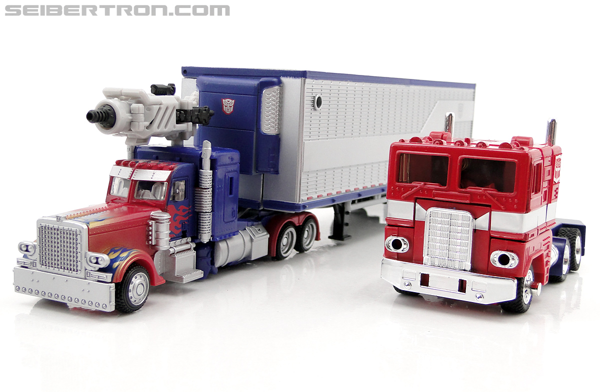 Transformers Chronicles Optimus Prime (G1) (Reissue) (Image #107 of 196)