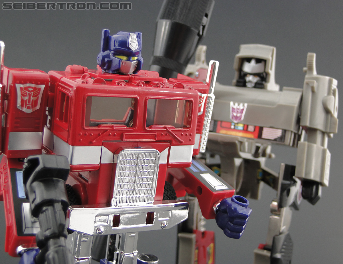 Transformers Chronicles Optimus Prime (G1) (Reissue) (Image #174 of 196)
