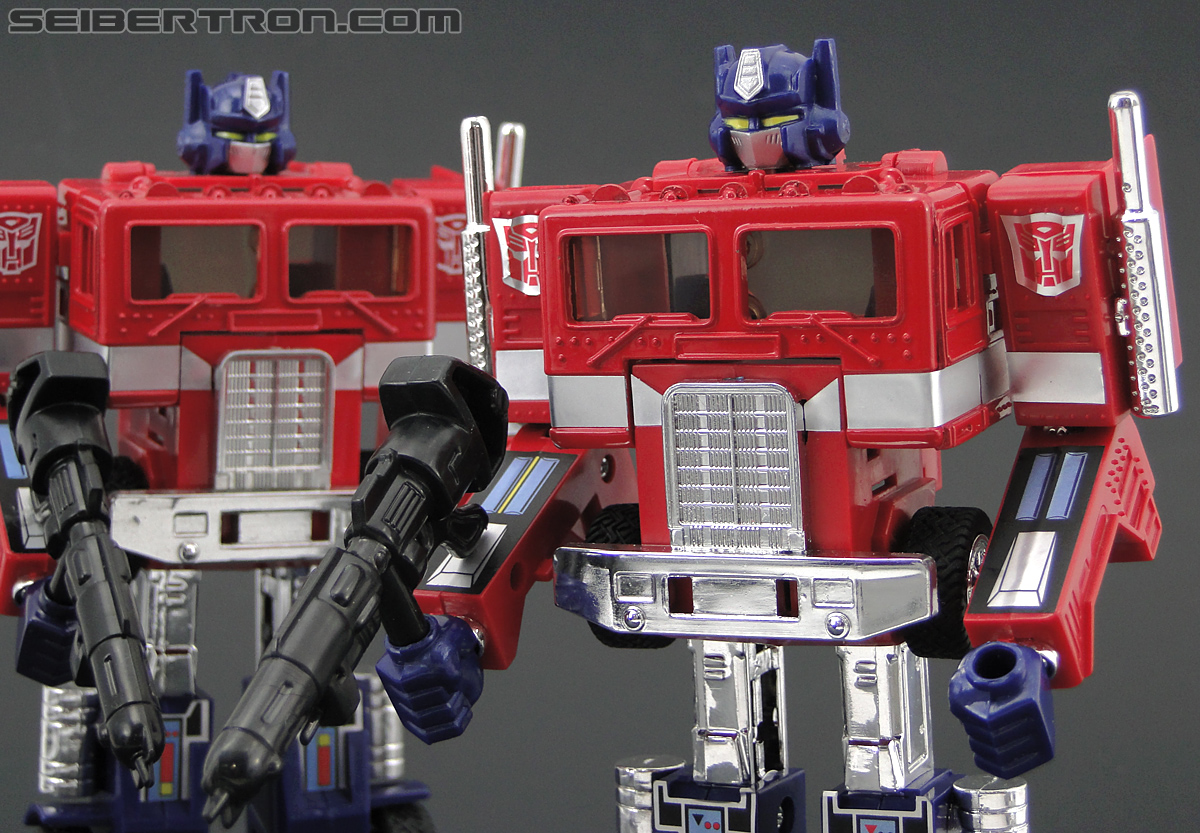 Transformers Chronicles Optimus Prime (G1) (Reissue) (Image #193 of 196)