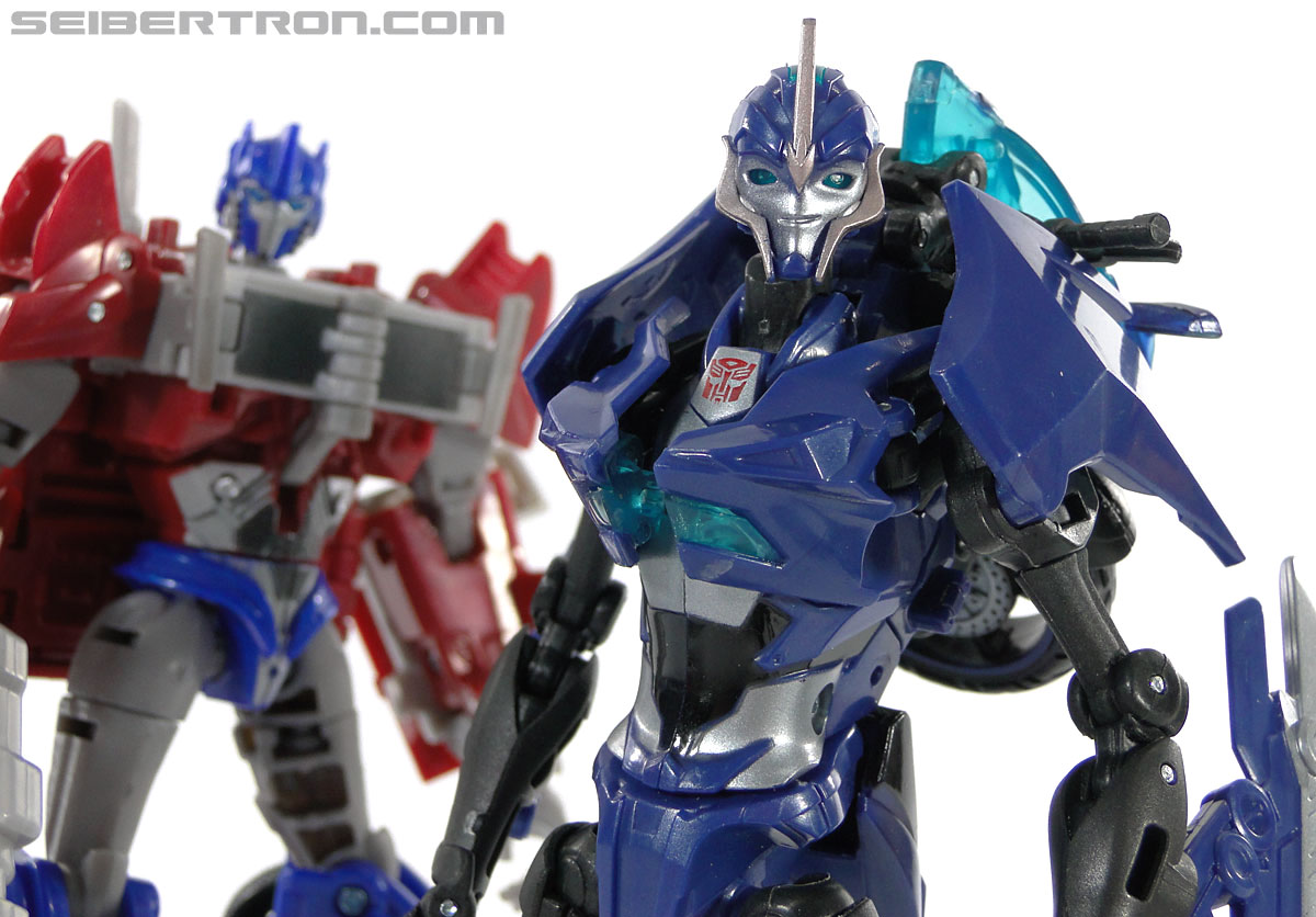 Transformers Prime: First Edition Arcee (Image #110 of 129)