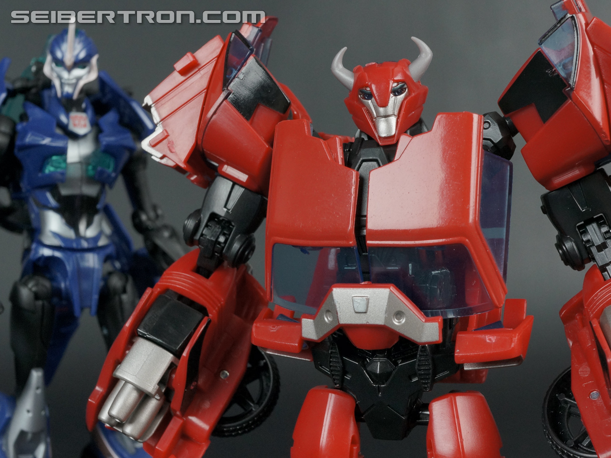 Transformers Prime: First Edition Cliffjumper (Image #129 of 164)