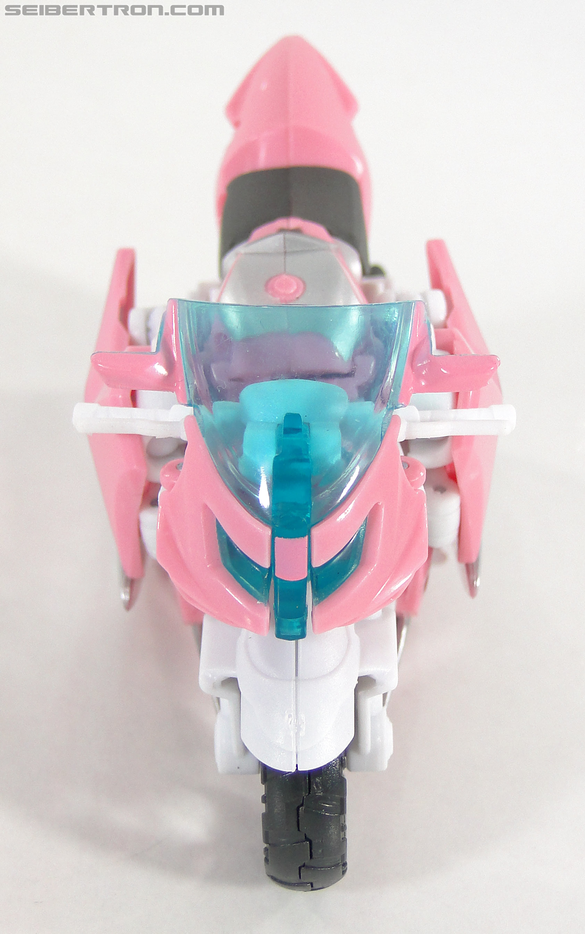 Transformers Prime: First Edition Arcee (NYCC) (Image #2 of 127)