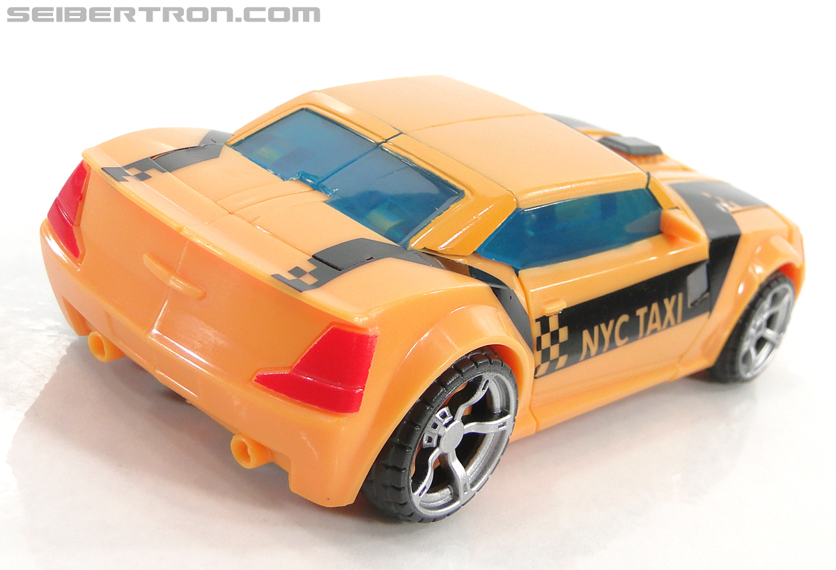 Transformers Prime: First Edition Bumblebee (NYCC) (Image #51 of 185)
