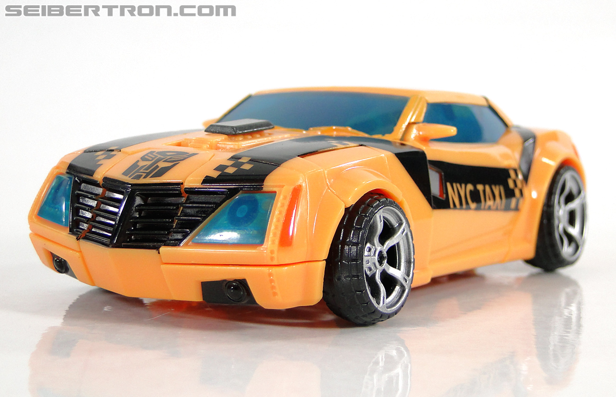 Transformers Prime: First Edition Bumblebee (NYCC) (Image #55 of 185)